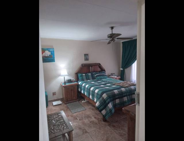 2 BEDROOM TOWNHOUSE FOR SALE IN EDELWEISS